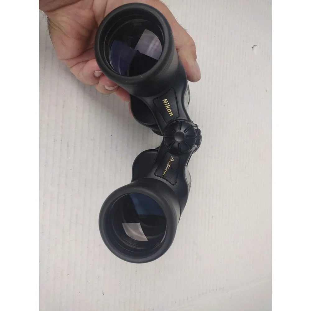 Nikon Action Binoculars 10x40 6-Degree  No Caps or case